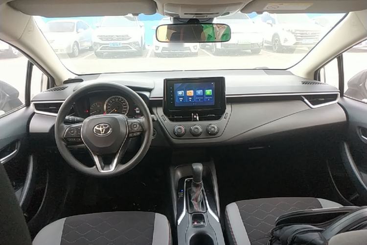 Used Toyota Corolla 2022 1.2T S-CVT Pioneer PLUS Edition Center Console