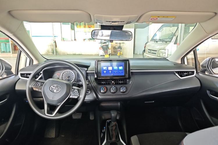 Used Toyota Corolla 2022 1.2T S-CVT Pioneer PLUS Edition Center Console