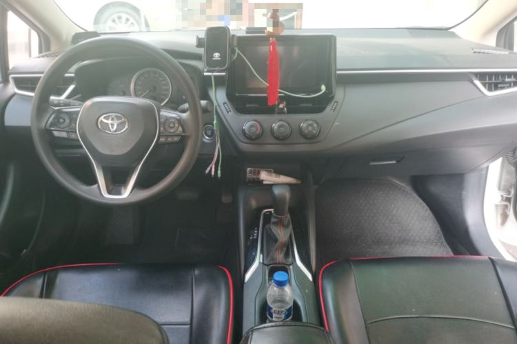 Used Toyota Corolla 2022 1.2T S-CVT Pioneer PLUS Edition Center Console