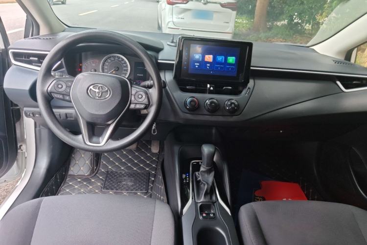 Used Toyota Corolla 2022 TNGA 1.5L CVT Pioneer Edition Center Console
