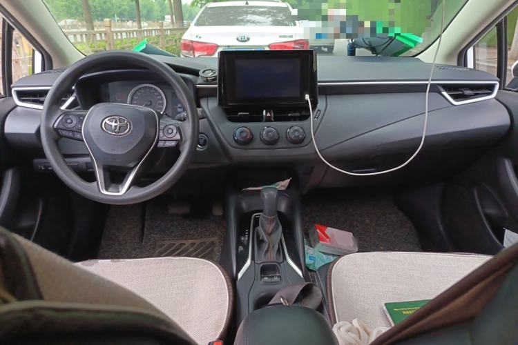 Used Toyota Corolla 2022 1.2T S-CVT Pioneer PLUS Edition Center Console