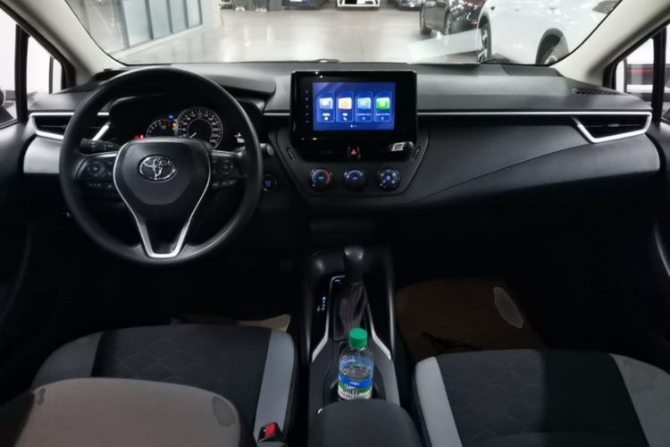 Used Toyota Corolla 2022 1.2T S-CVT Pioneer PLUS Edition Center Console