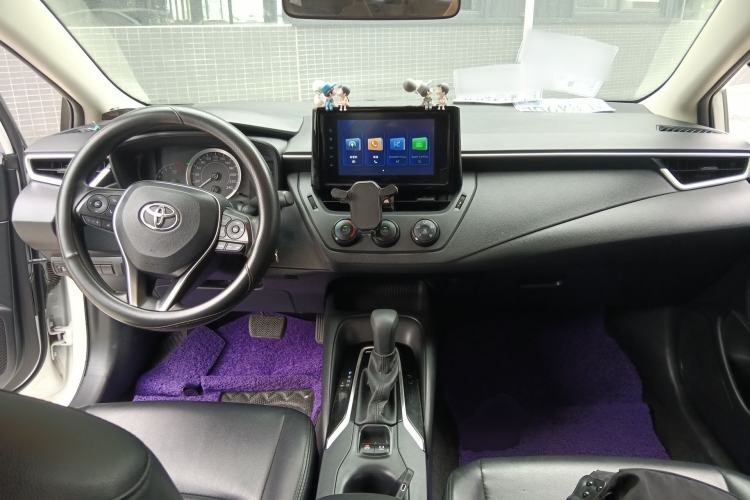 Used Toyota Corolla 2022 TNGA 1.5L CVT Pioneer Edition Center Console
