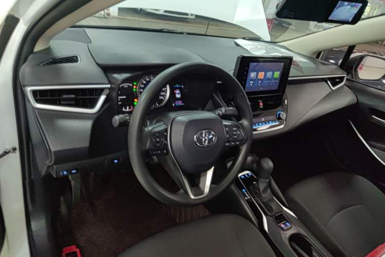 Used Toyota Corolla 2022 Dual-Motor 1.8L E-CVT Pioneer Edition Center Console