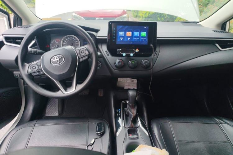 Used Toyota Corolla 2022 1.2T S-CVT Pioneer PLUS Edition Center Console