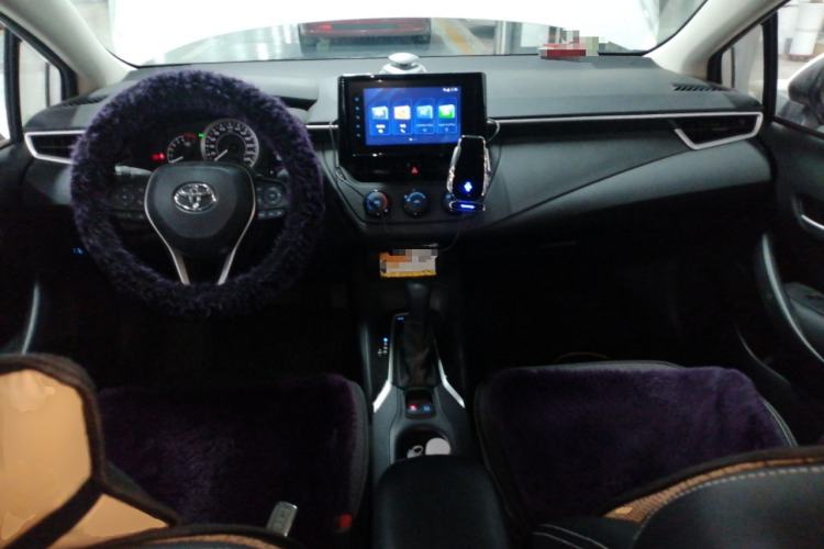 Used Toyota Corolla 2022 1.2T S-CVT Pioneer PLUS Edition Center Console