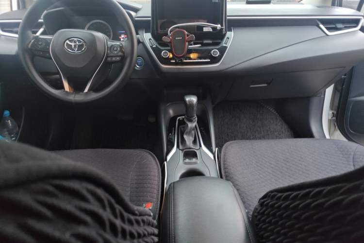Used Toyota Corolla 2022 Dual-Motor 1.8L E-CVT Pioneer Edition Center Console