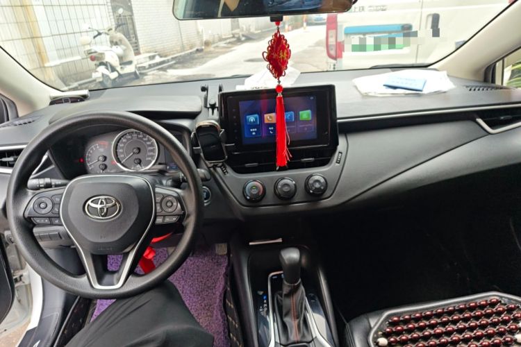 Used Toyota Corolla 2022 1.2T S-CVT Pioneer PLUS Edition Center Console