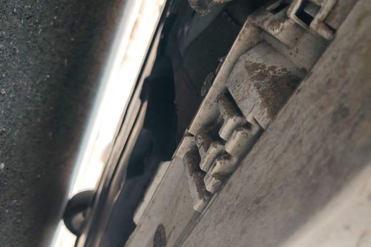 Used Toyota Corolla 2022 Dual-Motor 1.8L E-CVT Pioneer Edition Chassis Front Left