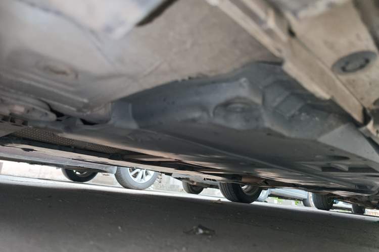 Used Toyota Corolla 2022 Dual-Motor 1.8L E-CVT Pioneer Edition Chassis Front Left