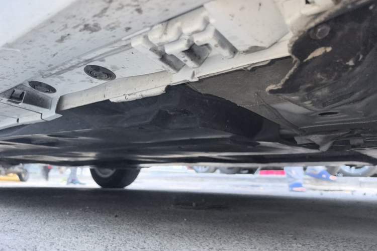 Used Toyota Corolla 2022 Dual-Motor 1.8L E-CVT Pioneer Edition Chassis Front Right