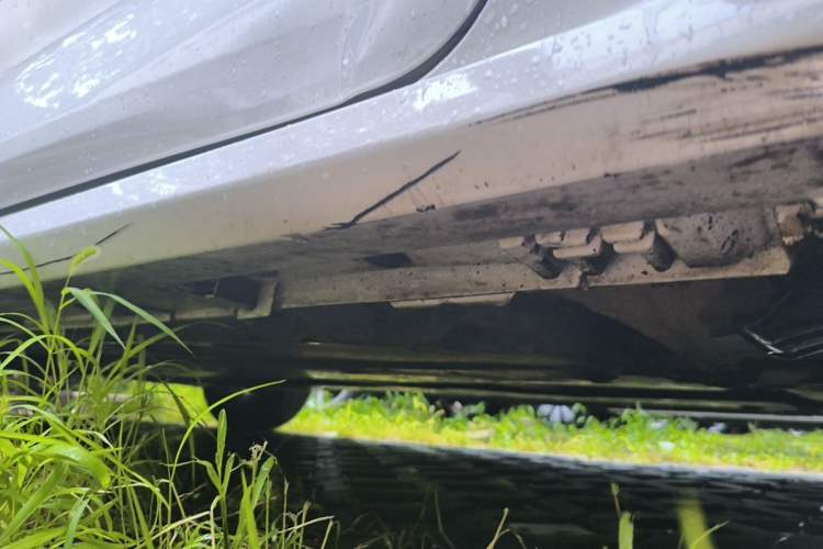 Used Toyota Corolla 2022 Dual-Motor 1.8L E-CVT Pioneer Edition Chassis Front Right