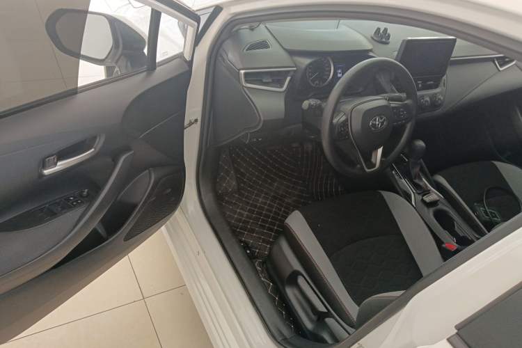 Used Toyota Corolla 2022 1.2T S-CVT Pioneer PLUS Edition Driver Seat