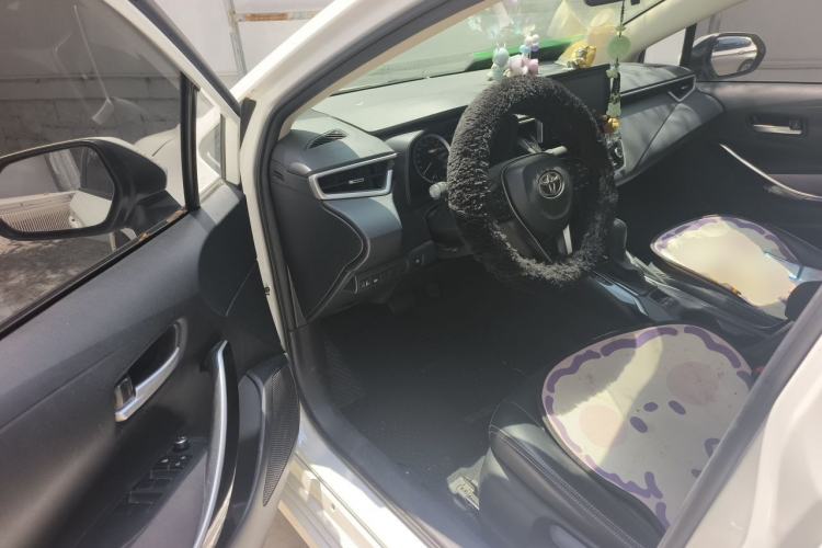 Used Toyota Corolla 2022 Dual-Motor 1.8L E-CVT Pioneer Edition Driver Seat