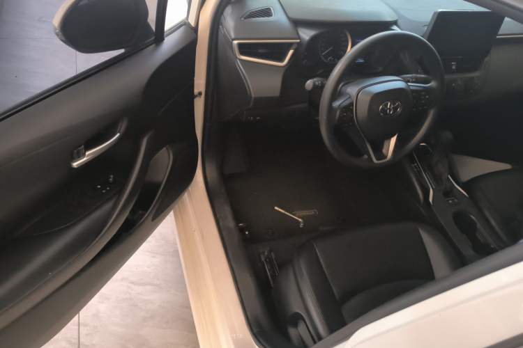 Used Toyota Corolla 2022 1.2T S-CVT Pioneer PLUS Edition Driver Seat