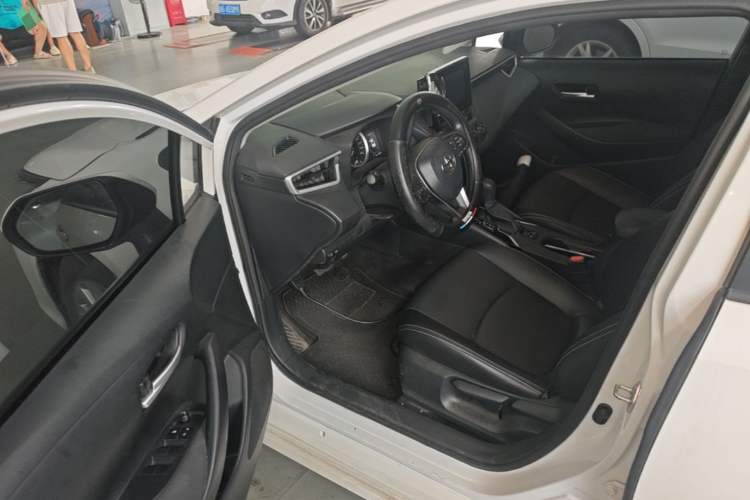 Used Toyota Corolla 2022 TNGA 1.5L CVT Pioneer Edition Driver Seat