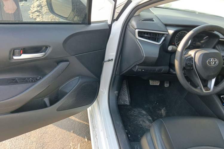 Used Toyota Corolla 2022 TNGA 1.5L CVT Pioneer Edition Driver Seat