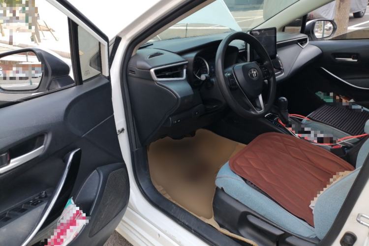 Used Toyota Corolla 2022 Dual-Motor 1.8L E-CVT Pioneer Edition Driver Seat
