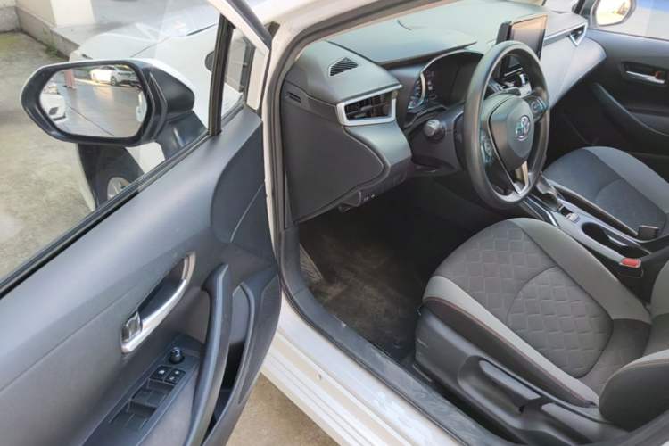 Used Toyota Corolla 2022 1.2T S-CVT Pioneer PLUS Edition Driver Seat