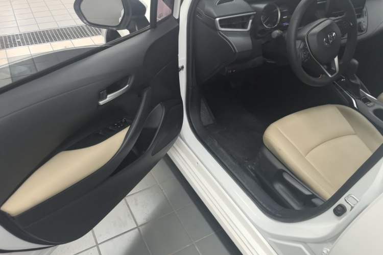 Used Toyota Corolla 2022 TNGA 1.5L CVT Pioneer Edition Driver Seat