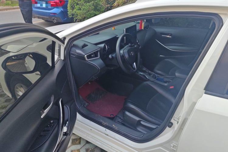 Used Toyota Corolla 2022 Dual-Motor 1.8L E-CVT Pioneer Edition Driver Seat