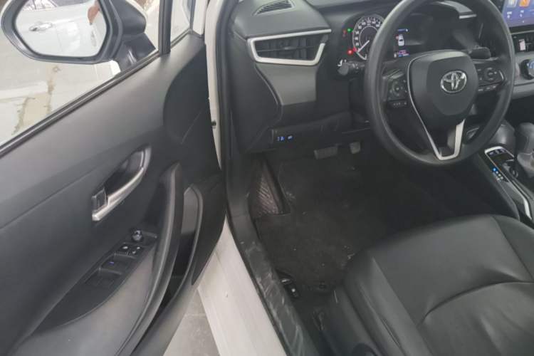 Used Toyota Corolla 2022 1.2T S-CVT Pioneer PLUS Edition Driver Seat