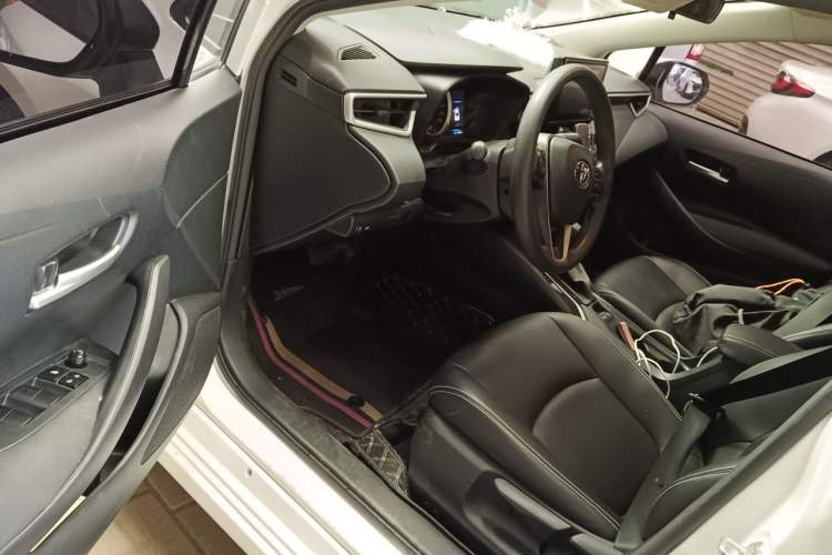 Used Toyota Corolla 2022 1.2T S-CVT Pioneer PLUS Edition Driver Seat