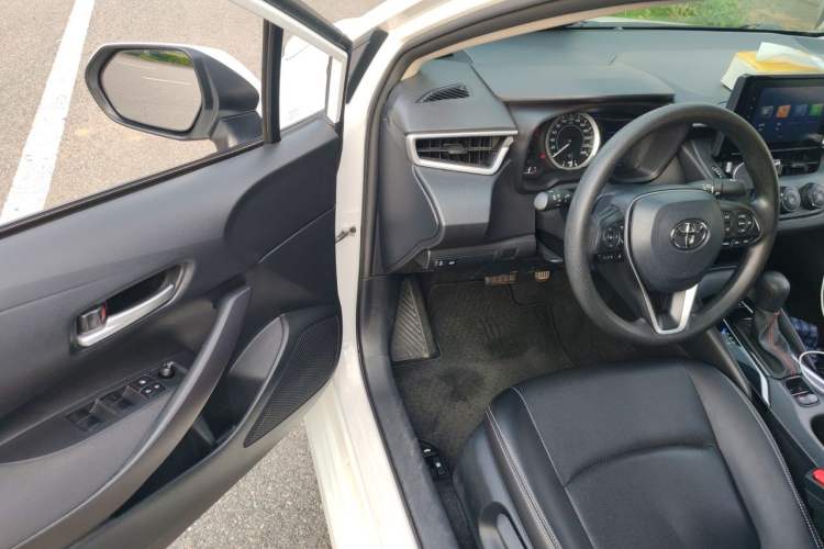 Used Toyota Corolla 2022 1.2T S-CVT Pioneer PLUS Edition Driver Seat