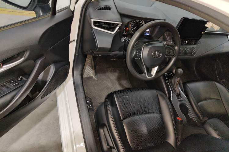 Used Toyota Corolla 2022 1.2T S-CVT Pioneer PLUS Edition Driver Seat