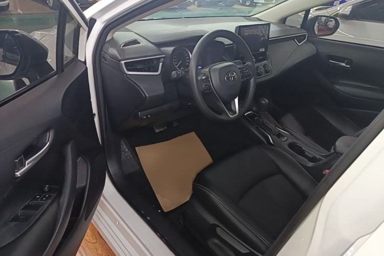 Used Toyota Corolla 2022 1.2T S-CVT Pioneer PLUS Edition Driver Seat