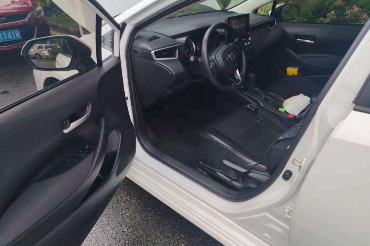 Used Toyota Corolla 2022 1.2T S-CVT Pioneer PLUS Edition Driver Seat