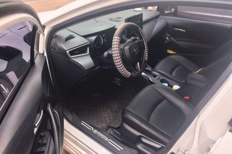 Used Toyota Corolla 2022 1.2T S-CVT Pioneer PLUS Edition Driver Seat