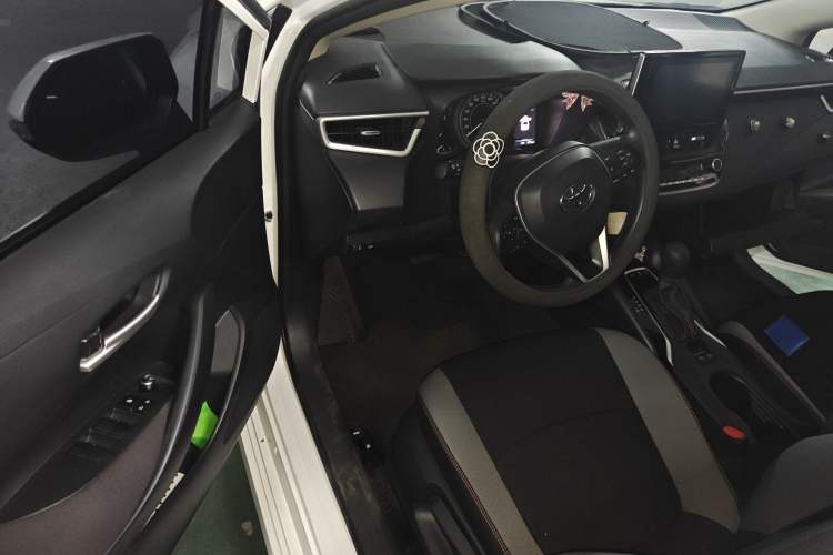 Used Toyota Corolla 2022 1.2T S-CVT Pioneer PLUS Edition Driver Seat