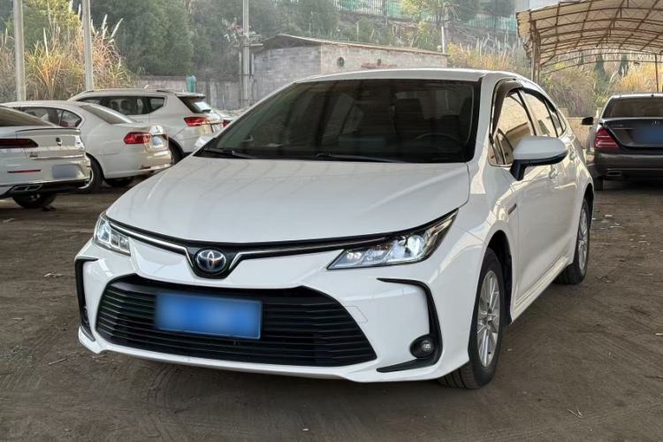 Used Toyota Corolla 2022 Dual-Motor 1.8L E-CVT Pioneer Edition Guazi used car, China used car export, Used car for sale, Used  cars, Cheapest cars for sale