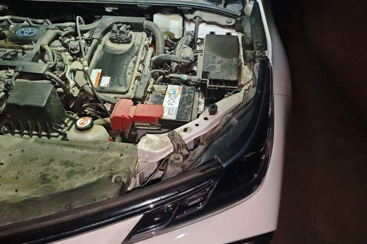 Used Toyota Corolla 2022 Dual-Motor 1.8L E-CVT Pioneer Edition Engine Bay Left