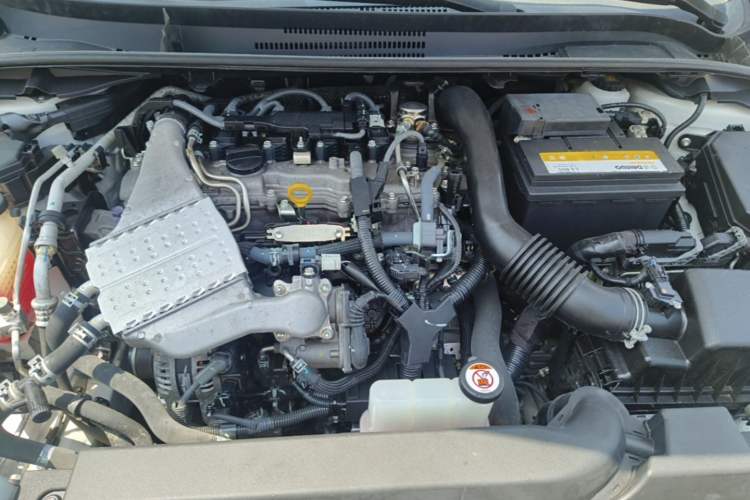 Used Toyota Corolla 2022 1.2T S-CVT Pioneer PLUS Edition Engine Bay