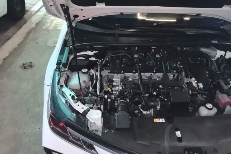 Used Toyota Corolla 2022 Dual-Motor 1.8L E-CVT Pioneer Edition Engine Bay Right