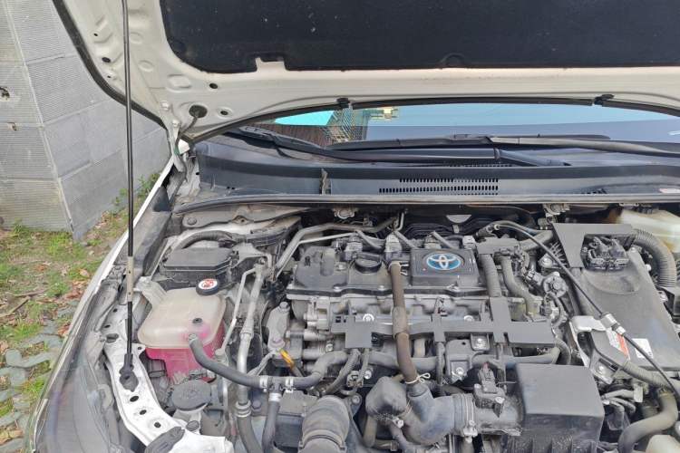 Used Toyota Corolla 2022 Dual-Motor 1.8L E-CVT Pioneer Edition Engine Bay Right