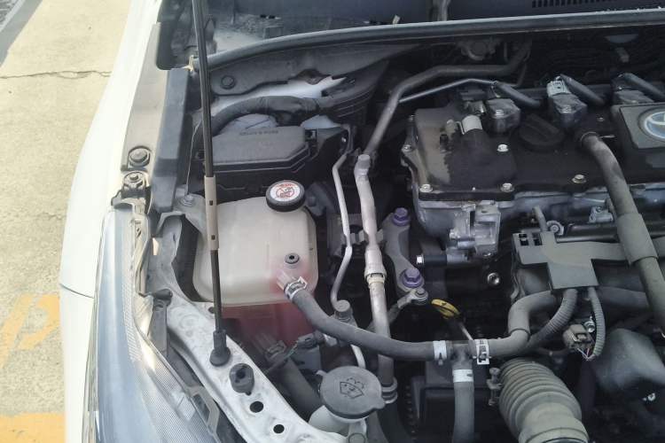 Used Toyota Corolla 2022 Dual-Motor 1.8L E-CVT Pioneer Edition Engine Bay Right