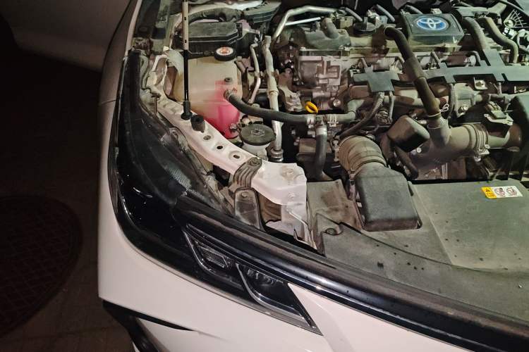 Used Toyota Corolla 2022 Dual-Motor 1.8L E-CVT Pioneer Edition Engine Bay Right