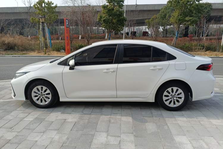 Used Toyota Corolla 2022 TNGA 1.5L CVT Pioneer Edition Exterior 3