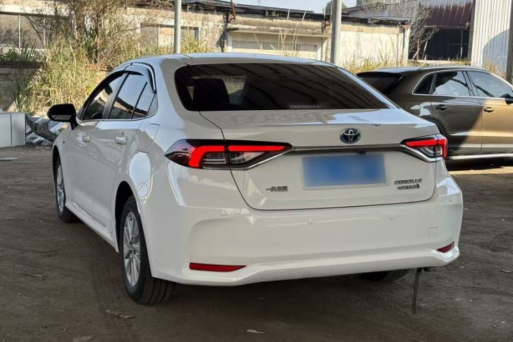 Used Toyota Corolla 2022 Dual-Motor 1.8L E-CVT Pioneer Edition Exterior 3
