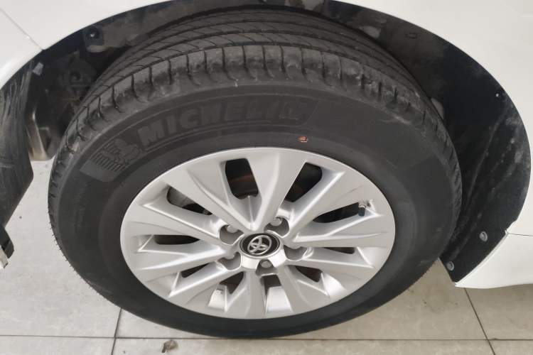 Used Toyota Corolla 2022 Dual-Motor 1.8L E-CVT Pioneer Edition Exterior 4