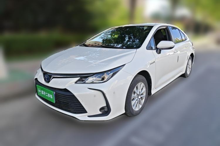 Used Toyota Corolla 2022 Dual-Motor 1.8L E-CVT Pioneer Edition Guazi used car, China used car export, Used car for sale, Used cars, Cheapest cars for sale
