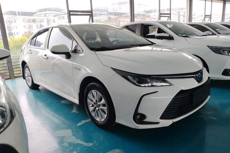 Used Toyota Corolla 2022 Dual-Motor 1.8L E-CVT Pioneer Edition Front Right 45 Deg
