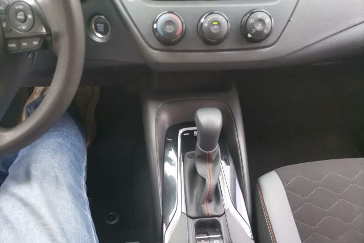 Used Toyota Corolla 2022 1.2T S-CVT Pioneer PLUS Edition Gear Lever