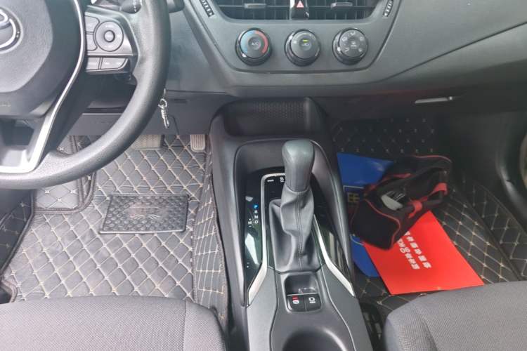 Used Toyota Corolla 2022 TNGA 1.5L CVT Pioneer Edition Gear Lever