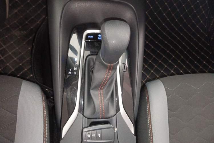 Used Toyota Corolla 2022 1.2T S-CVT Pioneer PLUS Edition Gear Lever