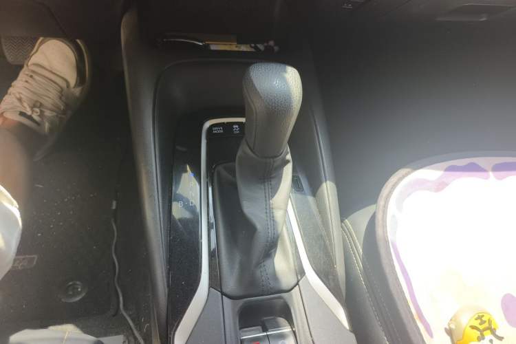 Used Toyota Corolla 2022 Dual-Motor 1.8L E-CVT Pioneer Edition Gear Lever