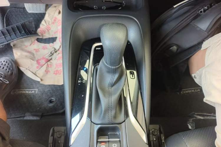Used Toyota Corolla 2022 TNGA 1.5L CVT Pioneer Edition Gear Lever